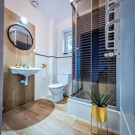 Osrodek Sportowo-wypoczynkowy Hotel *